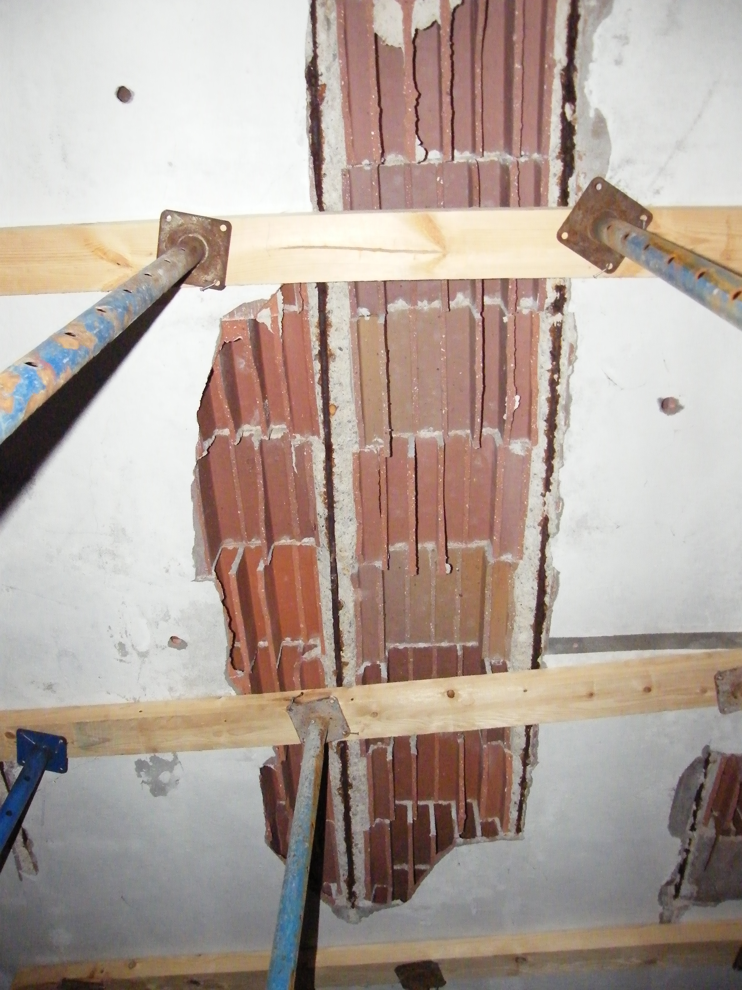 REPARACIÓN Y REFUERZO DE FORJADOS