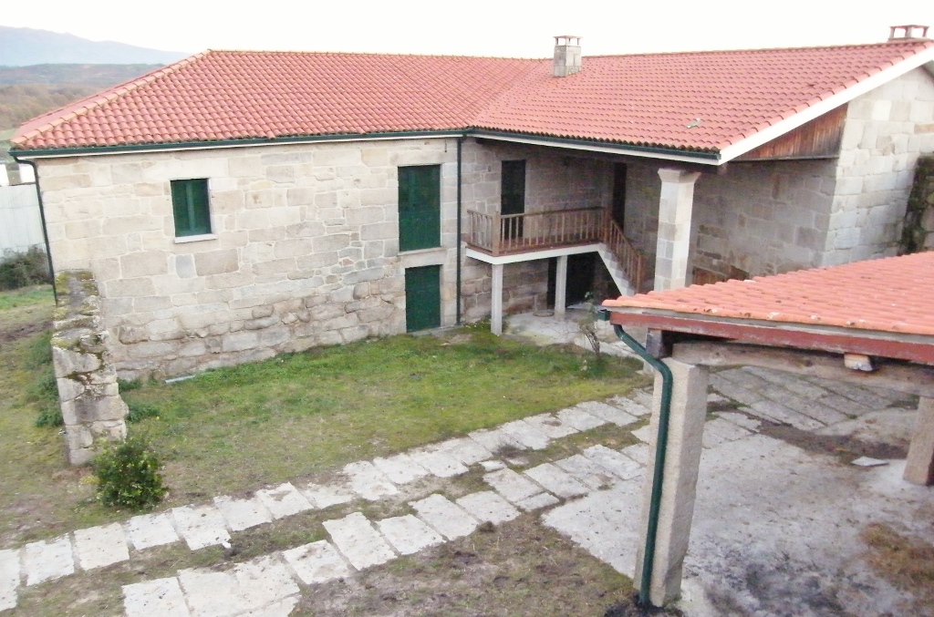 CASA RECTORAL EN BAÑOS DE MOLGAS